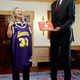Illustration for article titled After Whining About It, Kareem Abdul-Jabbar Will Get A Statue At The Staples Center